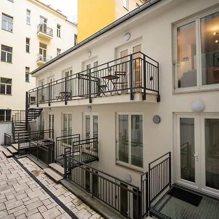 Days - With Balcony And Netflix In New Town アパート *